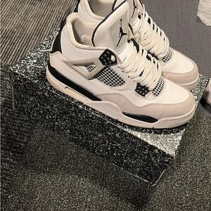 jordan 4 military black